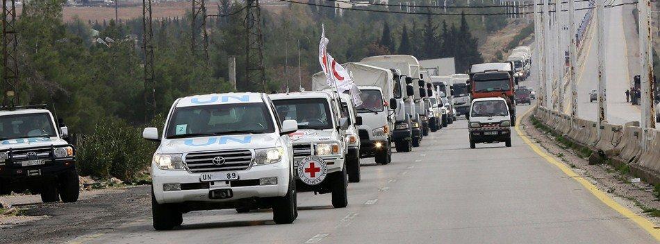 UN vehicles carrying aid to Madaya