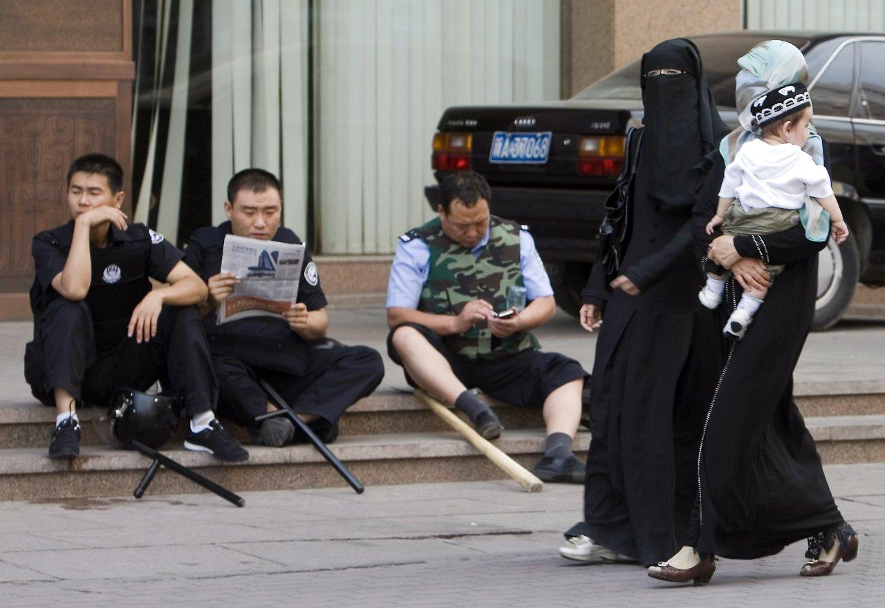 chinese muslim women